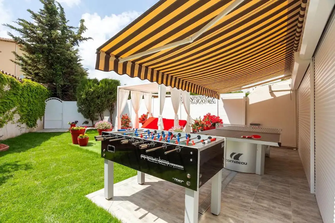 High Standing! 200M2 Private Garden Jacuzzi Sun Bed & Interior Spa Antibes France